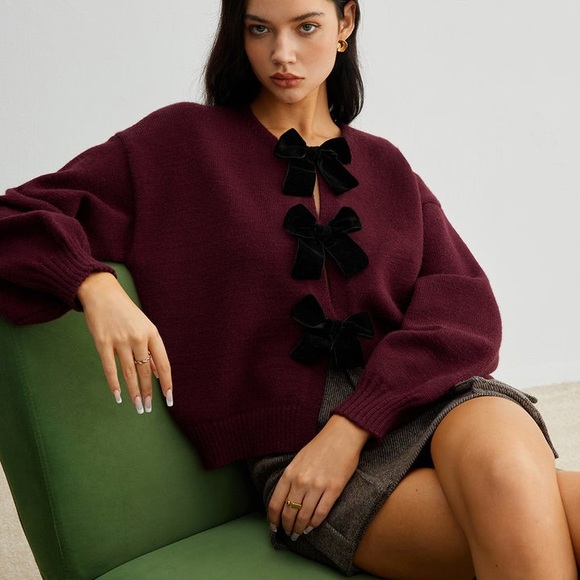 Burgundy  Velvet-Bow Lantern Sleeve Sweater Large NWT - Picture 1 of 6